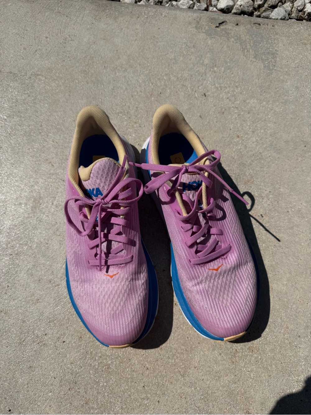 Hoka Clifton 9 youth